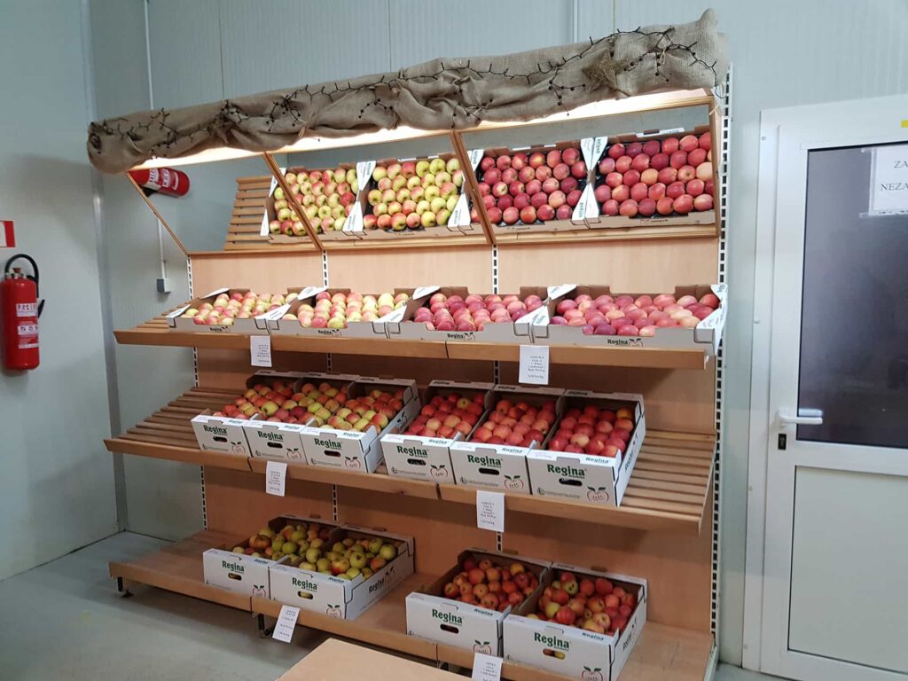 Regina trgovina voća i povrća u Čakovcu.